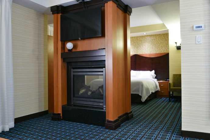 Imagen de la habitación del Hotel Fairfield Inn Hartford Airport. Foto 10