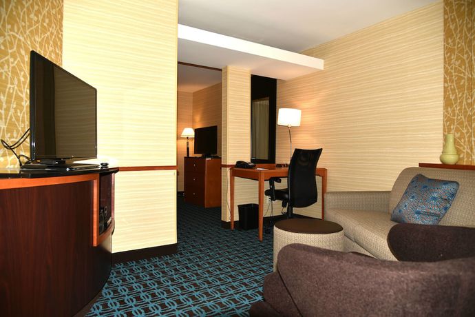 Imagen de la habitación del Hotel Fairfield Inn Hartford Airport. Foto 17