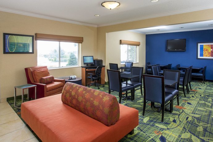 Imagen de los interiores del Hotel Fairfield Inn Middletown Monroe. Foto 7