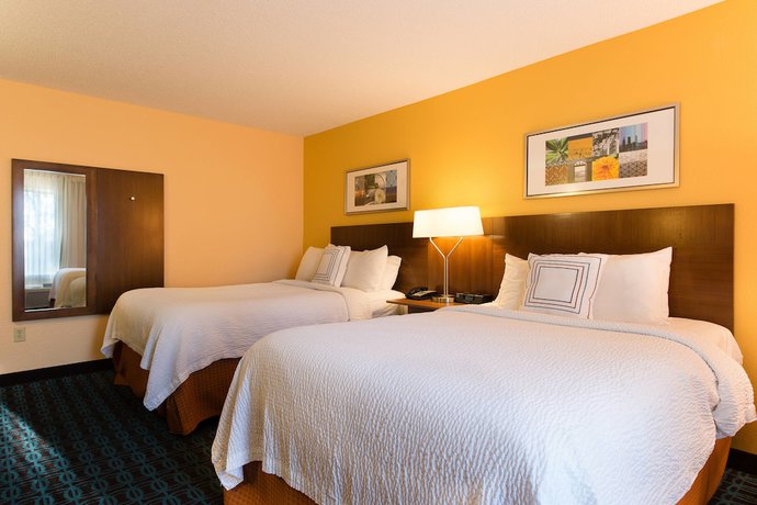 Imagen de la habitación del Hotel Fairfield Inn Orangeburg. Foto 10