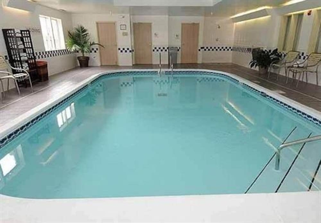 Imagen de la piscina del Hotel Fairfield Inn Pensacola I-10. Foto 19