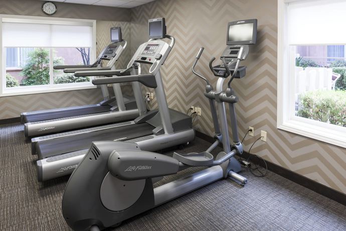 Imagen de los interiores del Hotel Fairfield Inn Santa Clarita Valencia. Foto 12