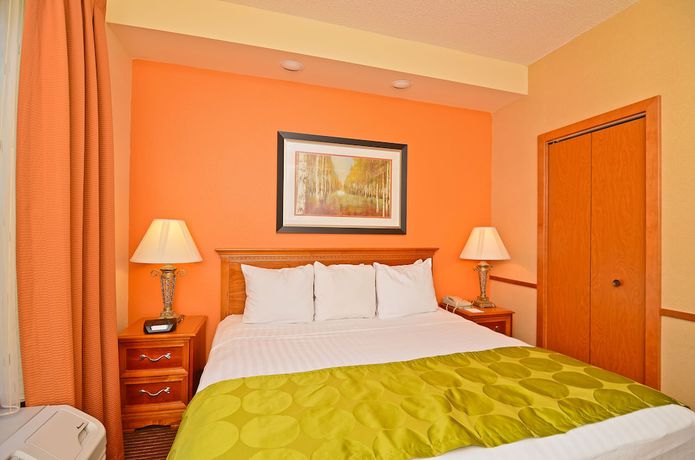 Imagen de los interiores del Hotel Fairfield Inn Suites By Marriott Cherokee. Foto 14