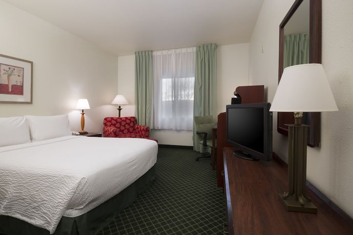 Imagen de la habitación del Hotel Fairfield Inn Tracy. Foto 11