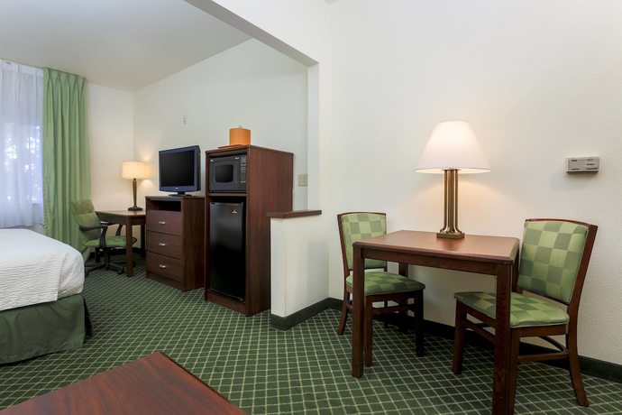 Imagen de la habitación del Hotel Fairfield Inn Tracy. Foto 14