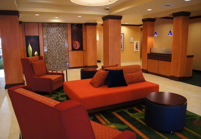 Imagen de los interiores del Hotel Fairfield Inn Y Suites Los Angeles West Covina. Foto 11