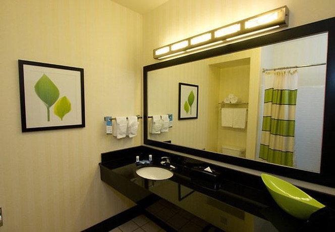 Imagen de la habitación del Hotel Fairfield Inn Y Suites Los Angeles West Covina. Foto 8