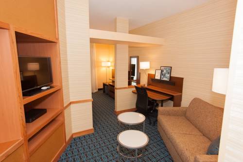 Imagen de la habitación del Hotel Fairfield Inn & Suites Akron South. Foto 14