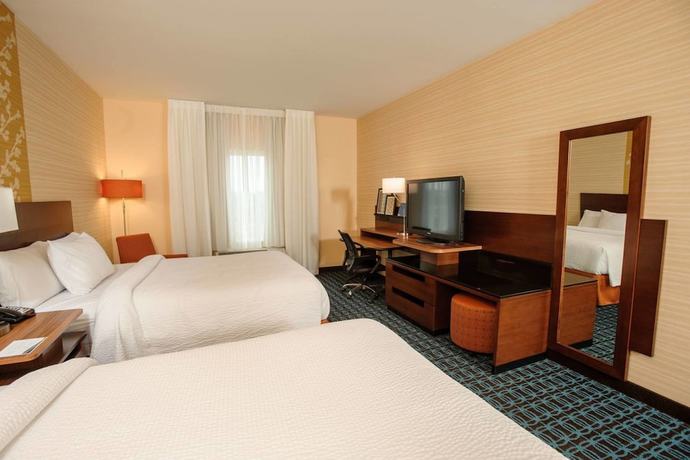 Imagen de la habitación del Hotel Fairfield Inn & Suites Athens. Foto 6