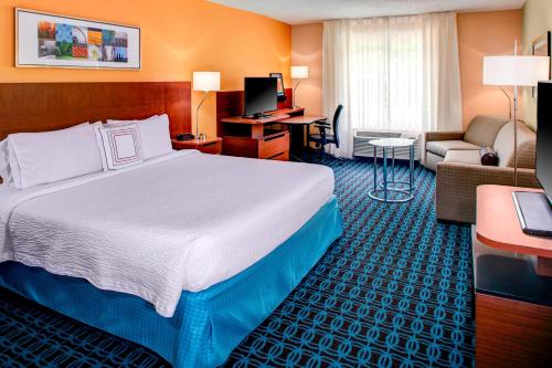 Imagen de la habitación del Hotel Fairfield Inn & Suites By Marriott Atlanta Alphare. Foto 14