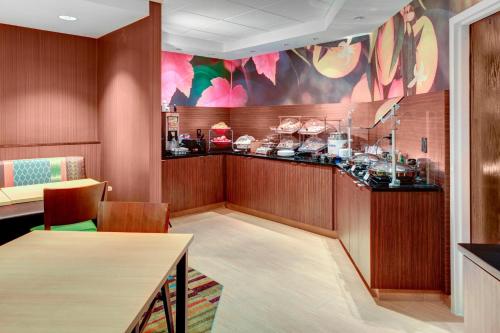 Imagen general del Hotel Fairfield Inn & Suites By Marriott Atlanta Alphare. Foto 9