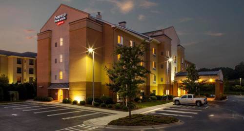 Imagen general del Hotel Fairfield Inn & Suites By Marriott Atlanta Stonecr. Foto 1
