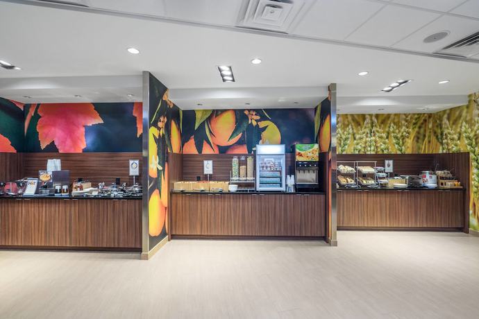 Imagen del bar/restaurante del Hotel Fairfield Inn & Suites By Marriott Bloomsburg. Foto 8