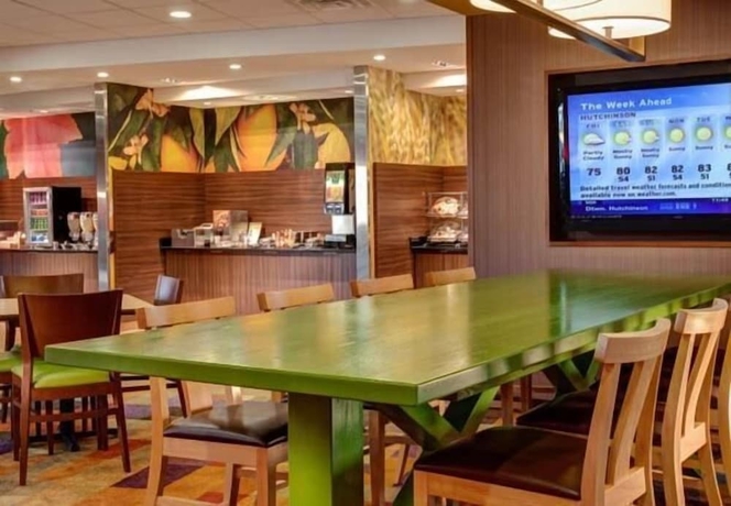 Imagen del bar/restaurante del Hotel Fairfield Inn & Suites By Marriott Detroit Canton. Foto 6