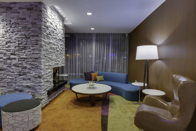 Imagen del bar/restaurante del Hotel Fairfield Inn & Suites By Marriott Fort Lauderdale. Foto 6