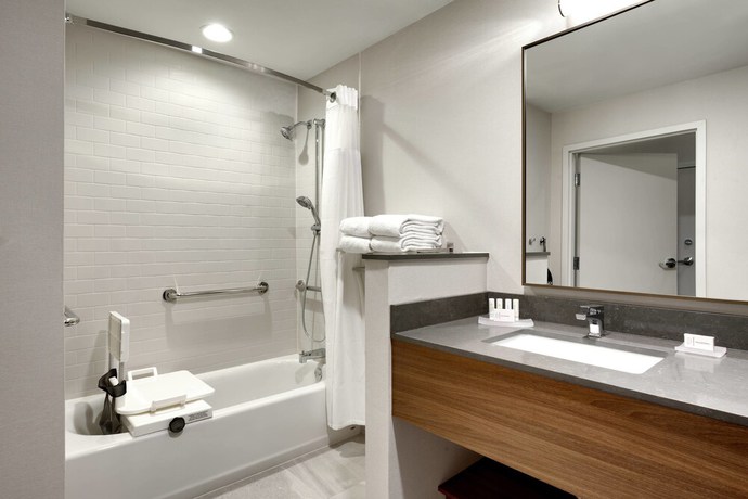 Imagen de la habitación del Hotel Fairfield Inn & Suites By Marriott Fort Smith. Foto 5