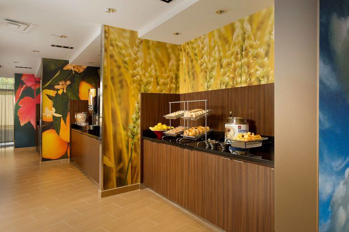 Imagen del bar/restaurante del Hotel Fairfield Inn & Suites By Marriott Knoxville West. Foto 3