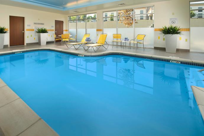 Imagen de la piscina del Hotel Fairfield Inn & Suites By Marriott Knoxville West. Foto 20