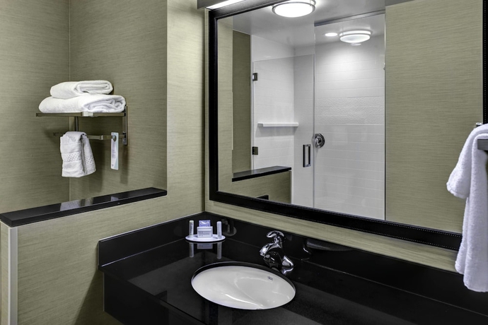 Imagen de la habitación del Hotel Fairfield Inn & Suites By Marriott Lansing At Eastwood. Foto 6
