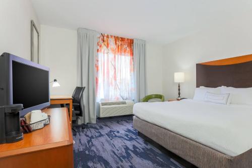 Imagen de la habitación del Hotel Fairfield Inn & Suites By Marriott Mahwah. Foto 16
