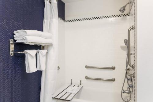 Imagen general del Hotel Fairfield Inn & Suites By Marriott Mahwah. Foto 8