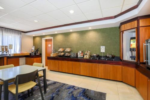 Imagen general del Hotel Fairfield Inn & Suites By Marriott Mahwah. Foto 12