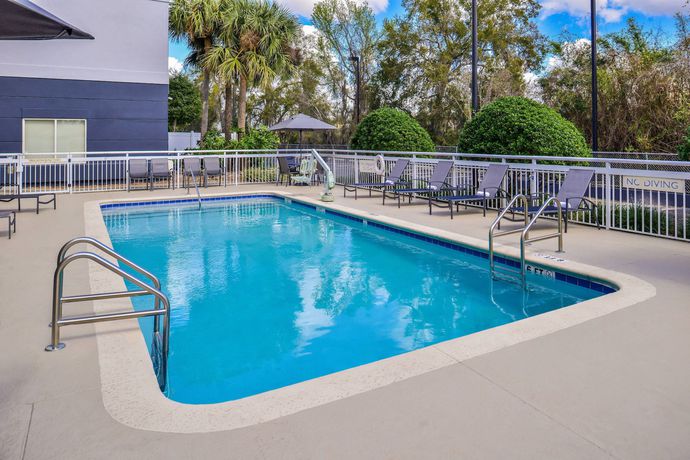 Imagen de la piscina del Hotel Fairfield Inn & Suites By Marriott Ocala. Foto 20