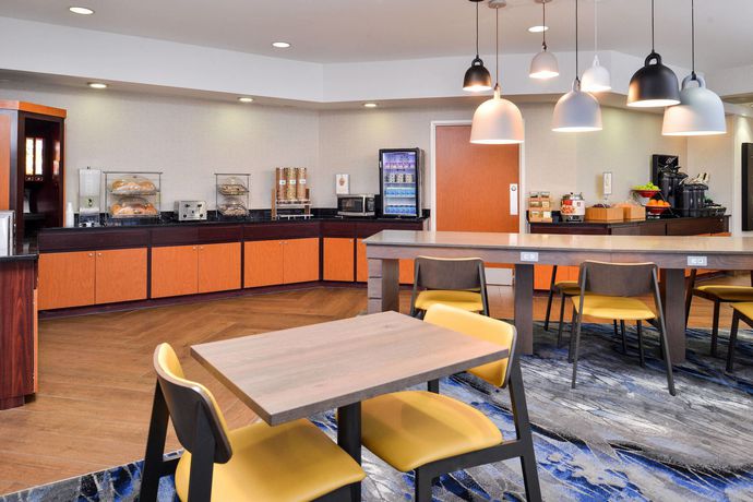 Imagen del bar/restaurante del Hotel Fairfield Inn & Suites By Marriott Ocala. Foto 4