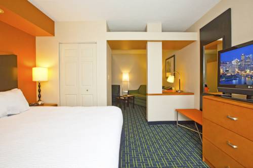 Imagen de la habitación del Hotel Fairfield Inn & Suites By Marriott Pittsburgh New Stanton. Foto 8