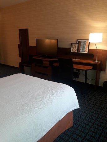 Imagen de la habitación del Hotel Fairfield Inn & Suites By Marriott Plattsburgh. Foto 11
