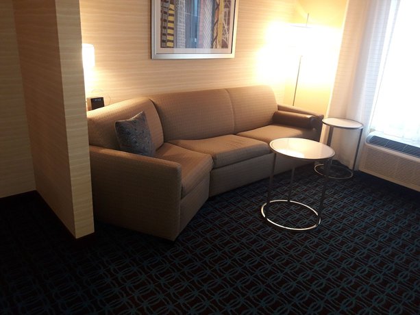 Imagen de la habitación del Hotel Fairfield Inn & Suites By Marriott Plattsburgh. Foto 12