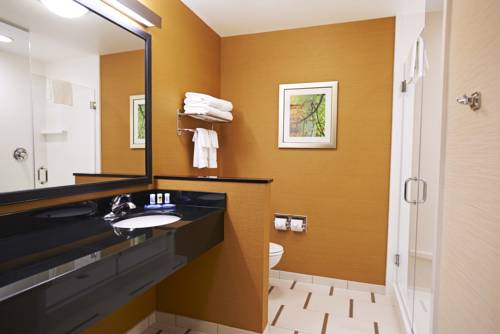 Imagen de la habitación del Hotel Fairfield Inn & Suites By Marriott Rehoboth Beach. Foto 6