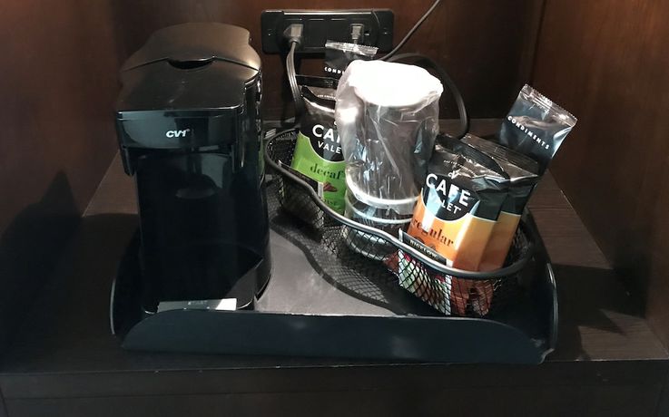 Imagen de la habitación del Hotel Fairfield Inn & Suites By Marriott San Diego Carls. Foto 4