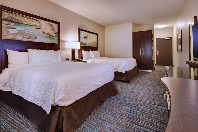 Imagen de la habitación del Hotel Fairfield Inn & Suites By Marriott San Diego Carls. Foto 5