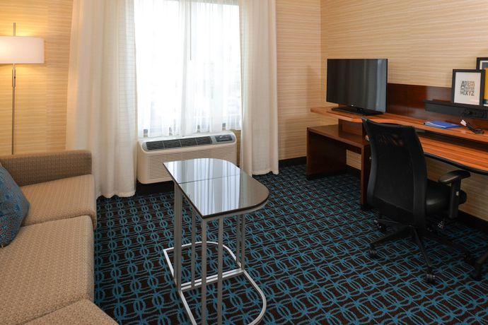 Imagen de la habitación del Hotel Fairfield Inn & Suites By Marriott Santa Cruz. Foto 9
