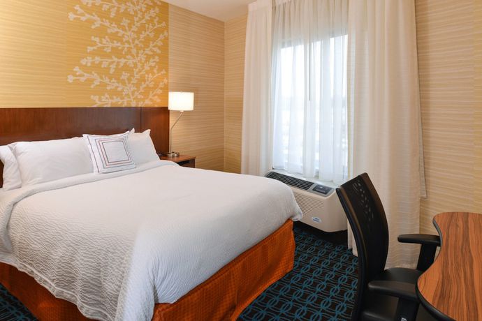 Imagen de la habitación del Hotel Fairfield Inn & Suites By Marriott Santa Cruz. Foto 11