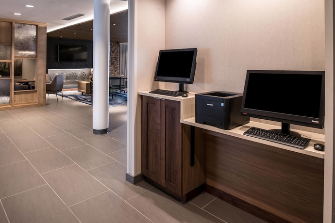Imagen de los interiores del Hotel Fairfield Inn & Suites By Marriott Staunton. Foto 11