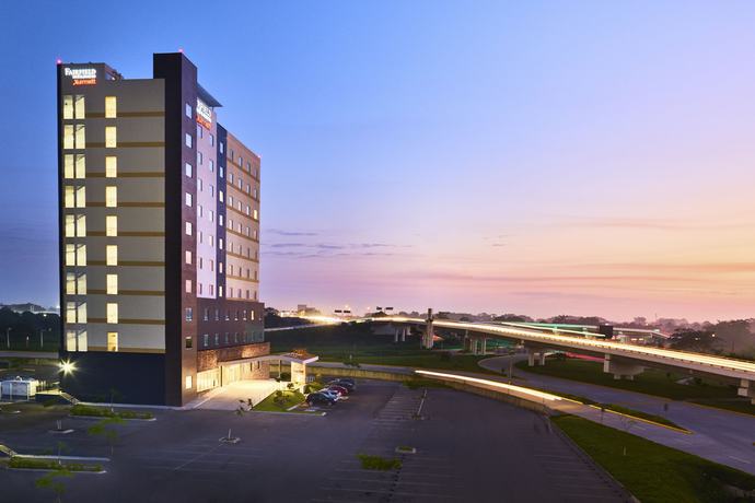 Imagen general del Hotel Fairfield Inn & Suites By Marriott Villahermosa Tabasco. Foto 1