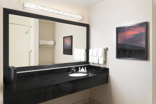 Imagen de la habitación del Hotel Fairfield Inn & Suites Chattanooga I-24/Lookout Mountain. Foto 17