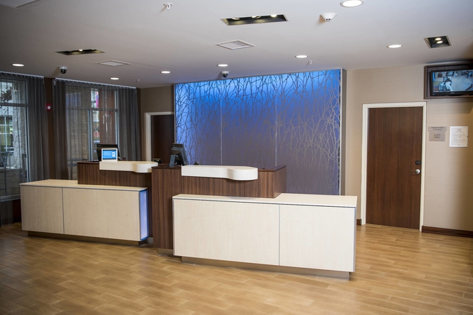 Imagen de los interiores del Hotel Fairfield Inn & Suites Cincinnati Uptown/University Area. Foto 16