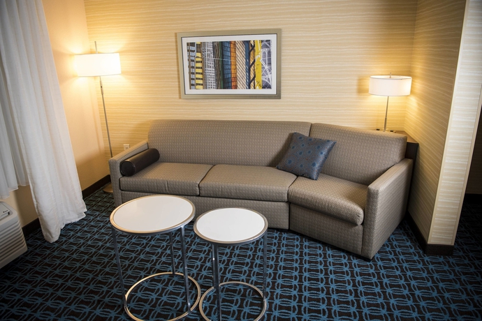 Imagen de la habitación del Hotel Fairfield Inn & Suites Cincinnati Uptown/University Area. Foto 8