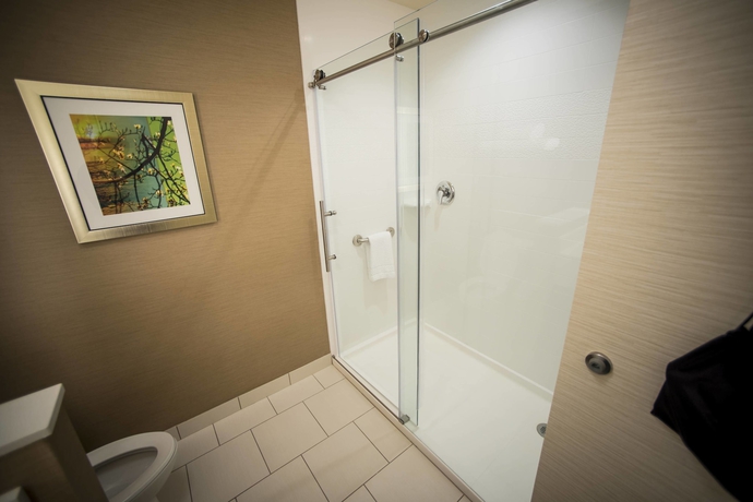 Imagen de la habitación del Hotel Fairfield Inn & Suites Cincinnati Uptown/University Area. Foto 9