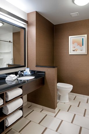 Imagen de la habitación del Hotel Fairfield Inn & Suites Columbus Dublin. Foto 13