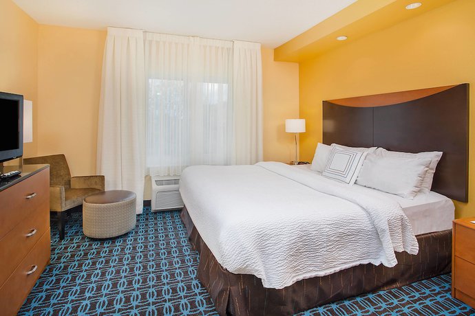 Imagen de la habitación del Hotel Fairfield Inn & Suites Cookeville. Foto 5