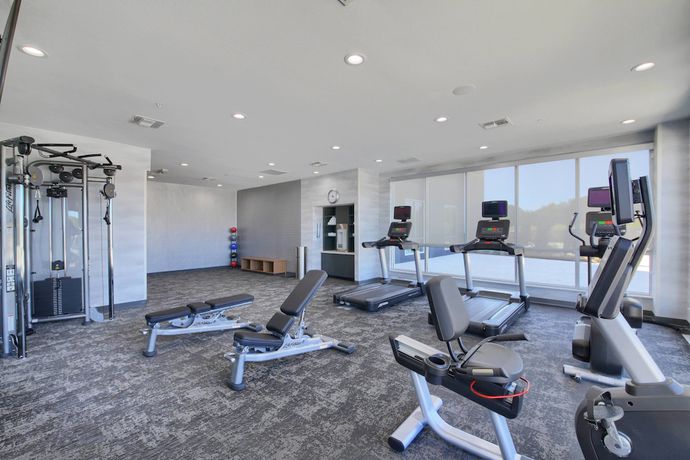 Imagen de los interiores del Hotel Fairfield Inn & Suites Dallas Cedar Hill. Foto 17