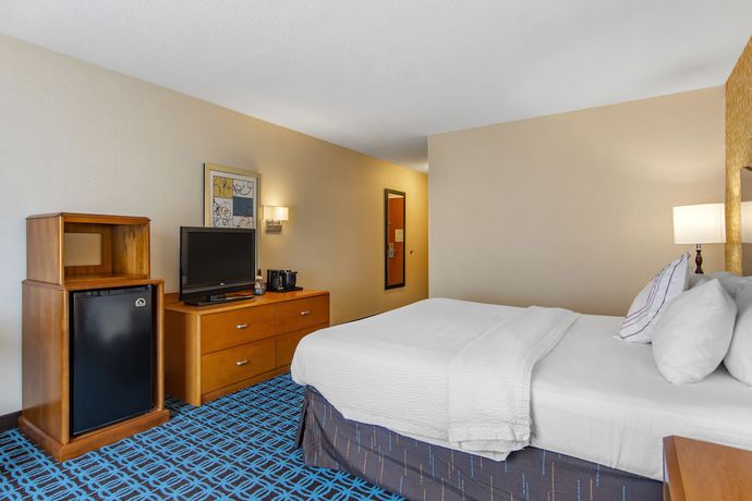 Imagen de la habitación del Hotel Fairfield Inn & Suites Hooksett. Foto 8