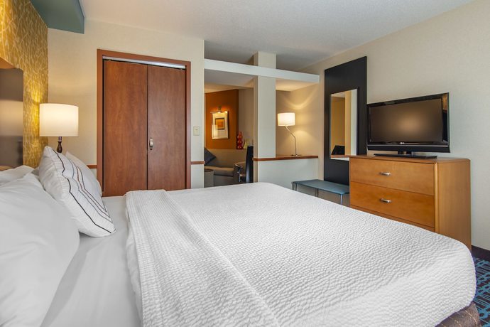 Imagen de la habitación del Hotel Fairfield Inn & Suites Hooksett. Foto 9