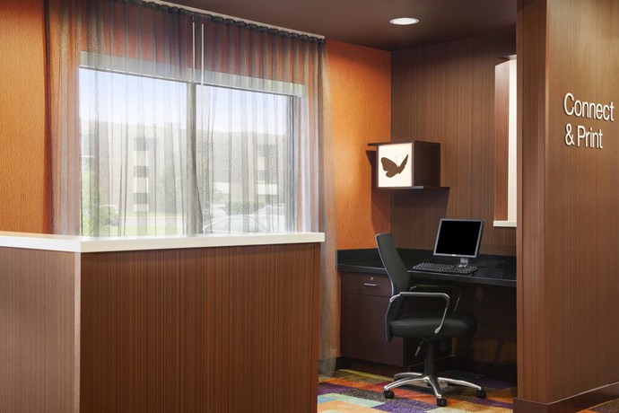 Imagen de los interiores del Hotel Fairfield Inn & Suites Lansing West. Foto 13