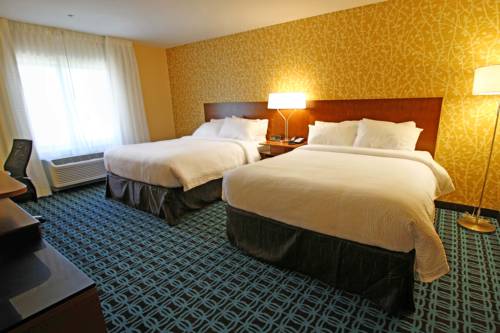 Imagen de la habitación del Hotel Fairfield Inn & Suites London. Foto 5