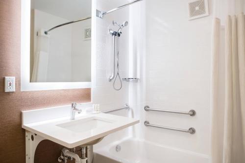 Imagen general del Hotel Fairfield Inn & Suites Loveland Fort Collins. Foto 6